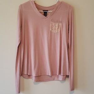 V Neck long sleeve shirt with pocket